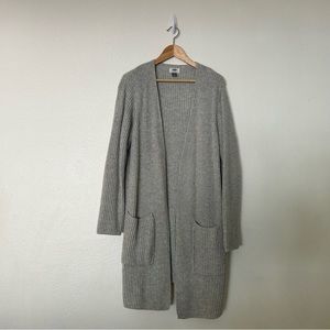 Old Navy Gray Sweater